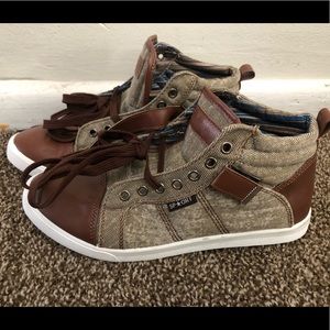 Brand new mid tip sneakers! (Size 10.5)